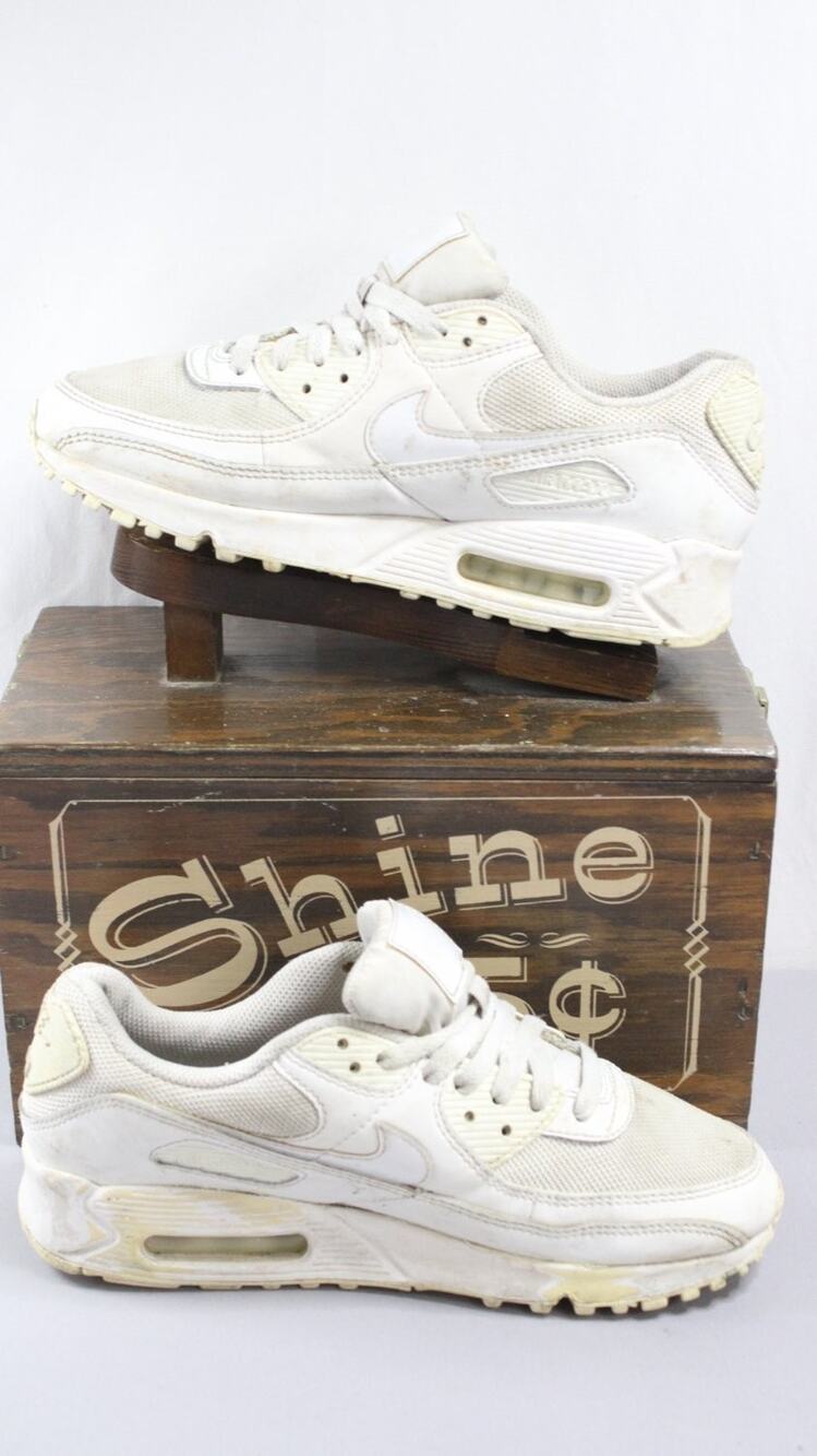 Nike Air Max 90 Womens Size 9 White Sneakers Triple Colorway Waffle Outsole